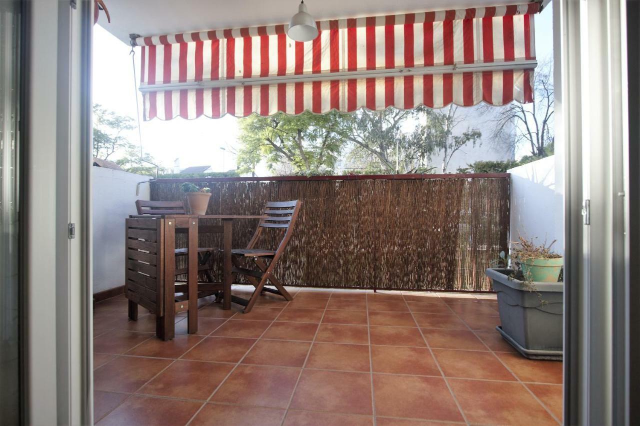 Bonito Apart. Con Parking Y Piscina Mairena del Aljarafe Dış mekan fotoğraf