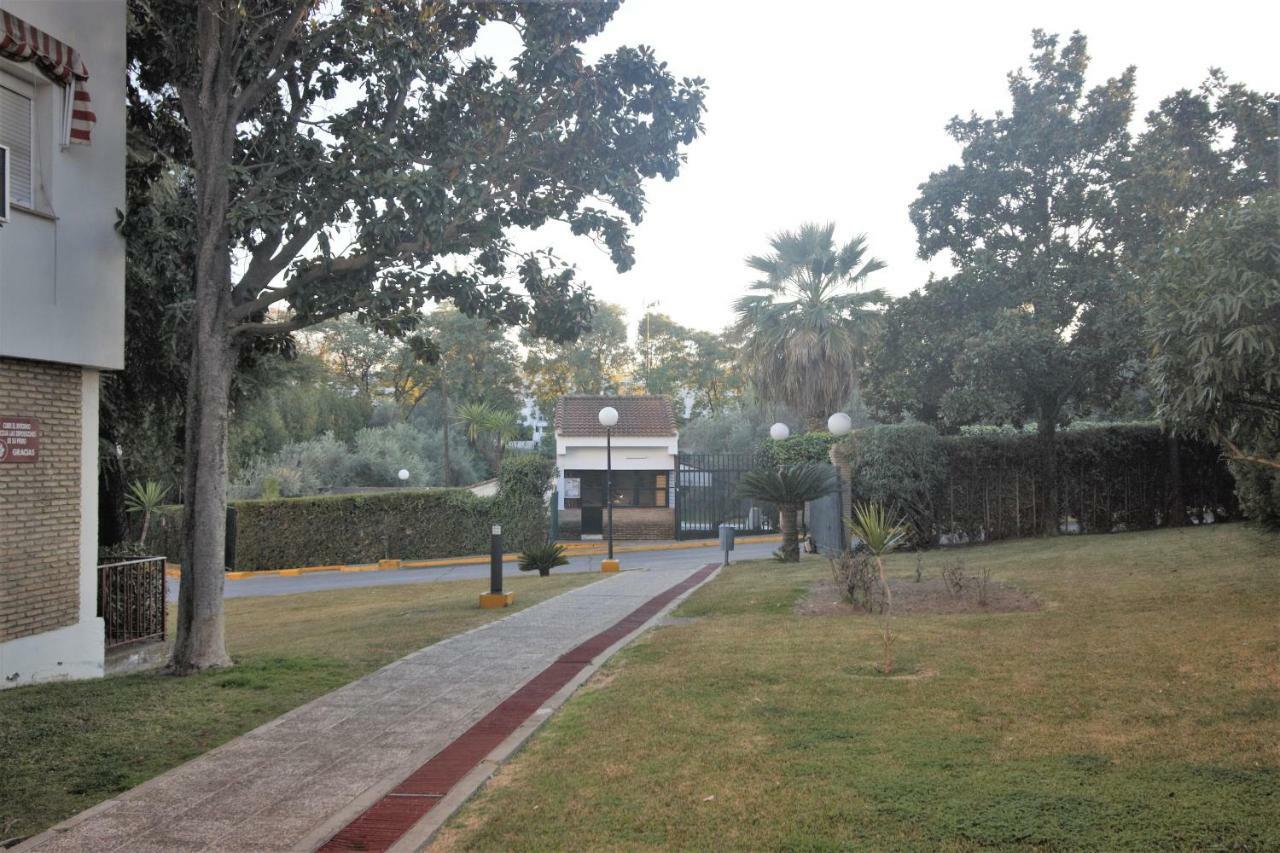 Bonito Apart. Con Parking Y Piscina Mairena del Aljarafe Dış mekan fotoğraf
