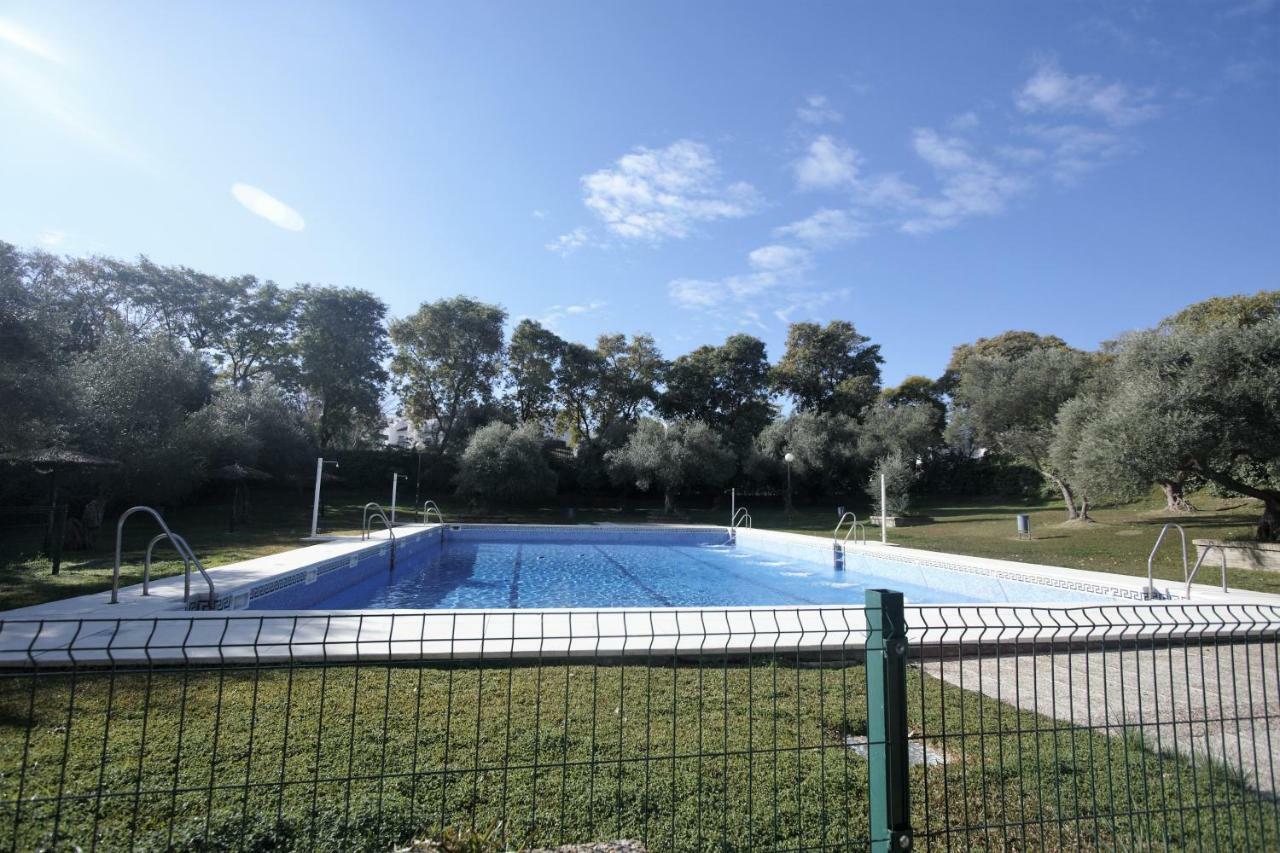 Bonito Apart. Con Parking Y Piscina Mairena del Aljarafe Dış mekan fotoğraf