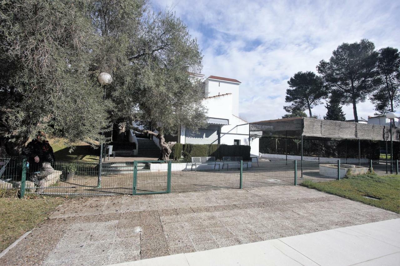 Bonito Apart. Con Parking Y Piscina Mairena del Aljarafe Dış mekan fotoğraf